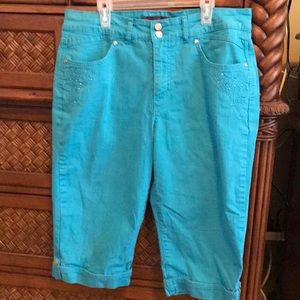 Gloria Vanderbilt - Turquoise Capri Pant - Size 10